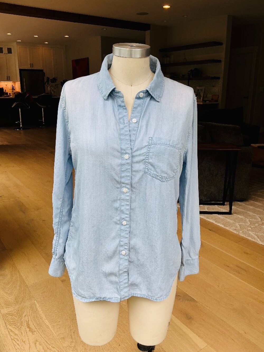 Rails soft and comfy chambray top
